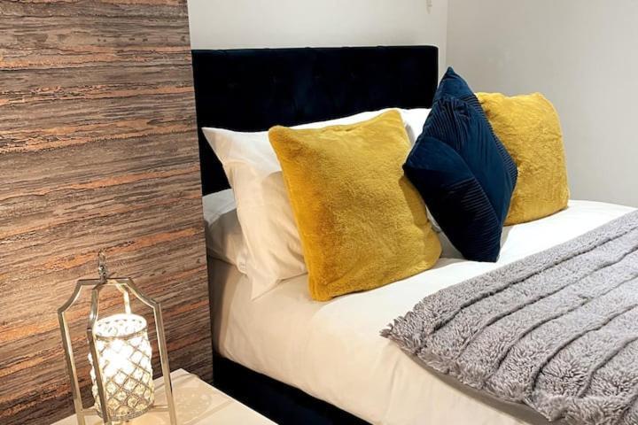 Lovely 3 Bedroom Apartment With Private Garden In Edinburgh City Centre Luaran gambar