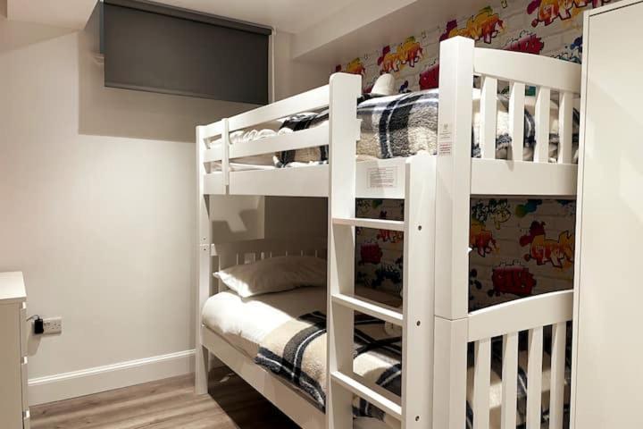 Lovely 3 Bedroom Apartment With Private Garden In Edinburgh City Centre Luaran gambar