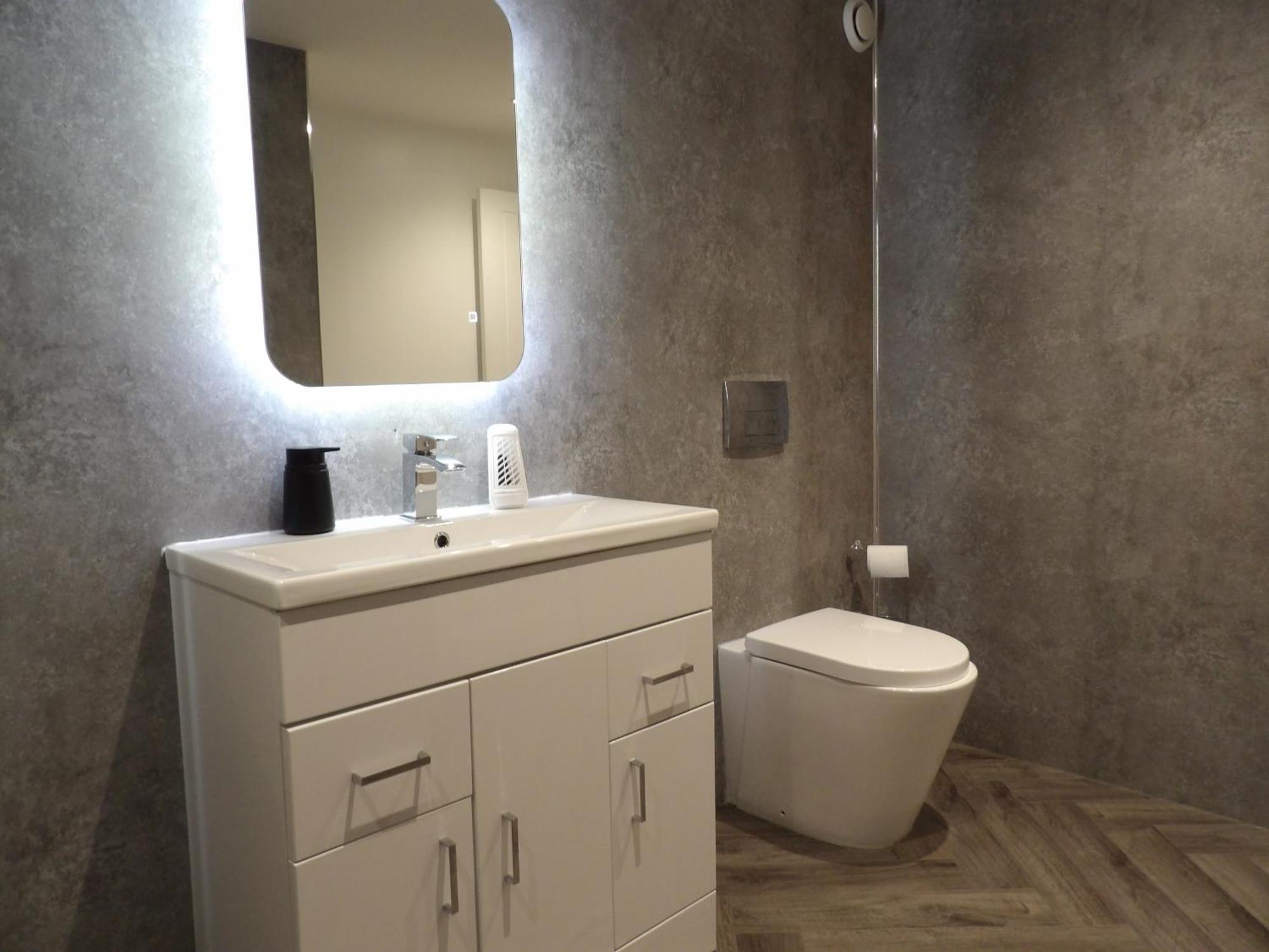 Lovely 3 Bedroom Apartment With Private Garden In Edinburgh City Centre Luaran gambar