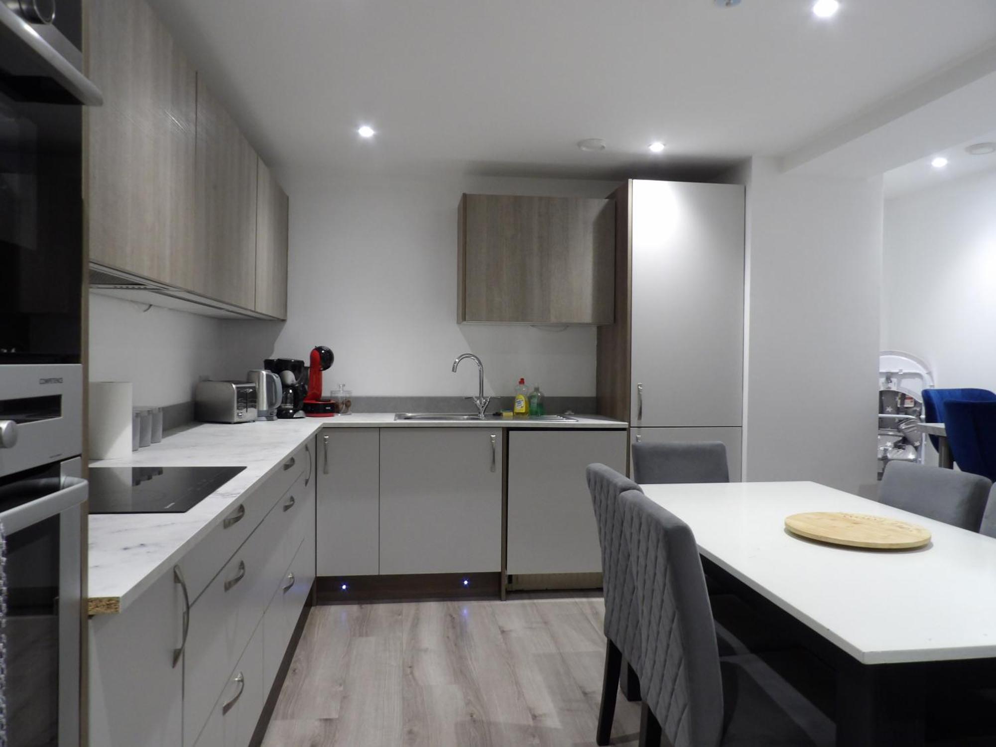 Lovely 3 Bedroom Apartment With Private Garden In Edinburgh City Centre Luaran gambar