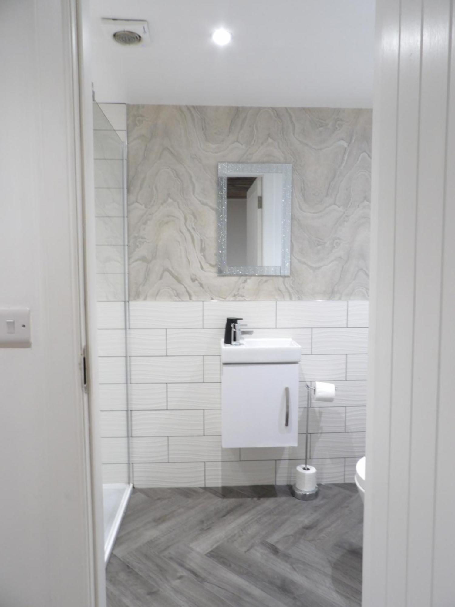 Lovely 3 Bedroom Apartment With Private Garden In Edinburgh City Centre Luaran gambar